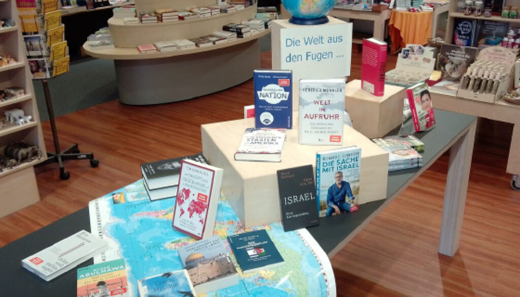 Buch Plus Holzgerlingen Welt Aus Den Fugen 2024 560